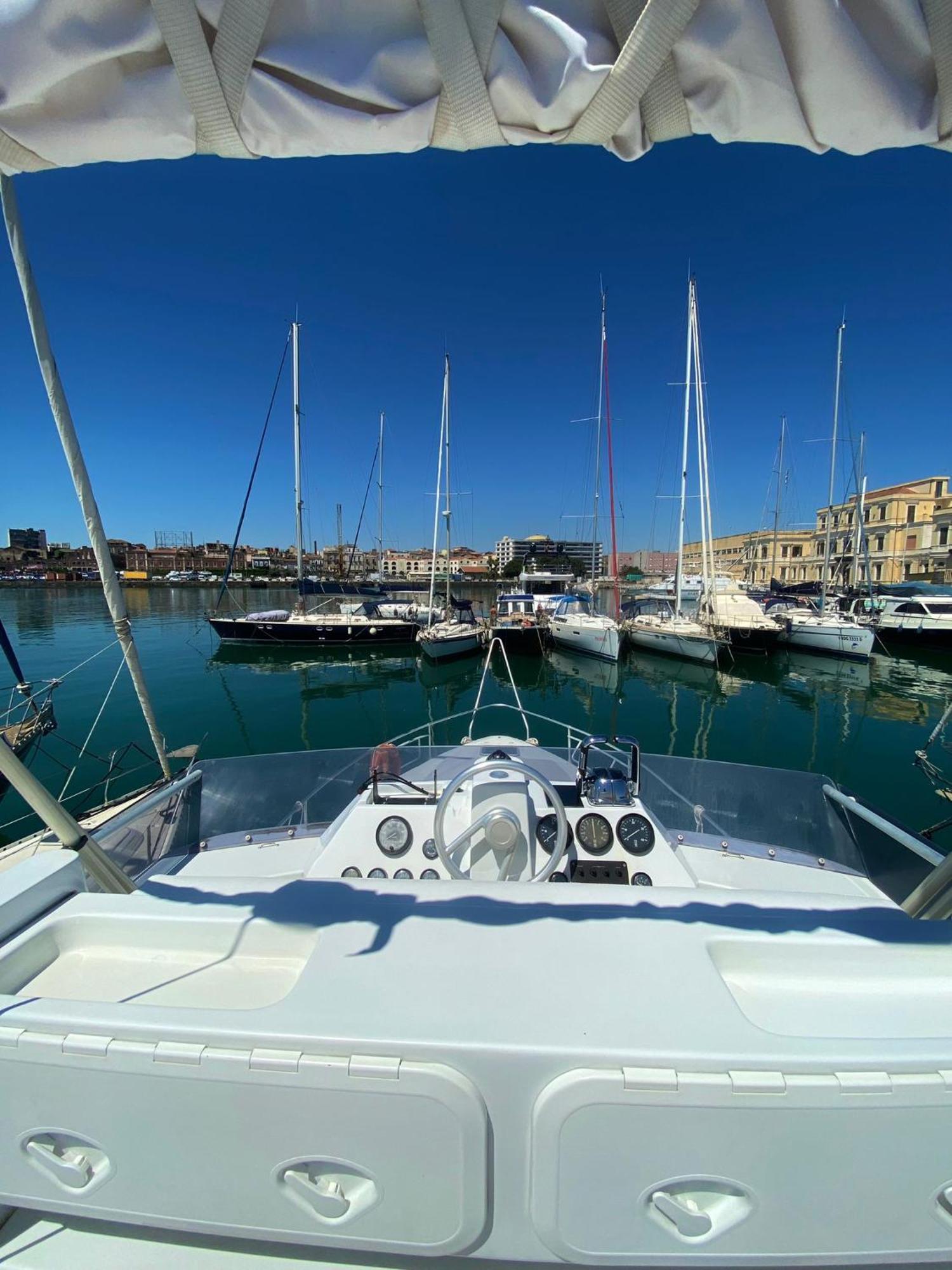 She'S Mine Yacht Hotel Catania Luaran gambar