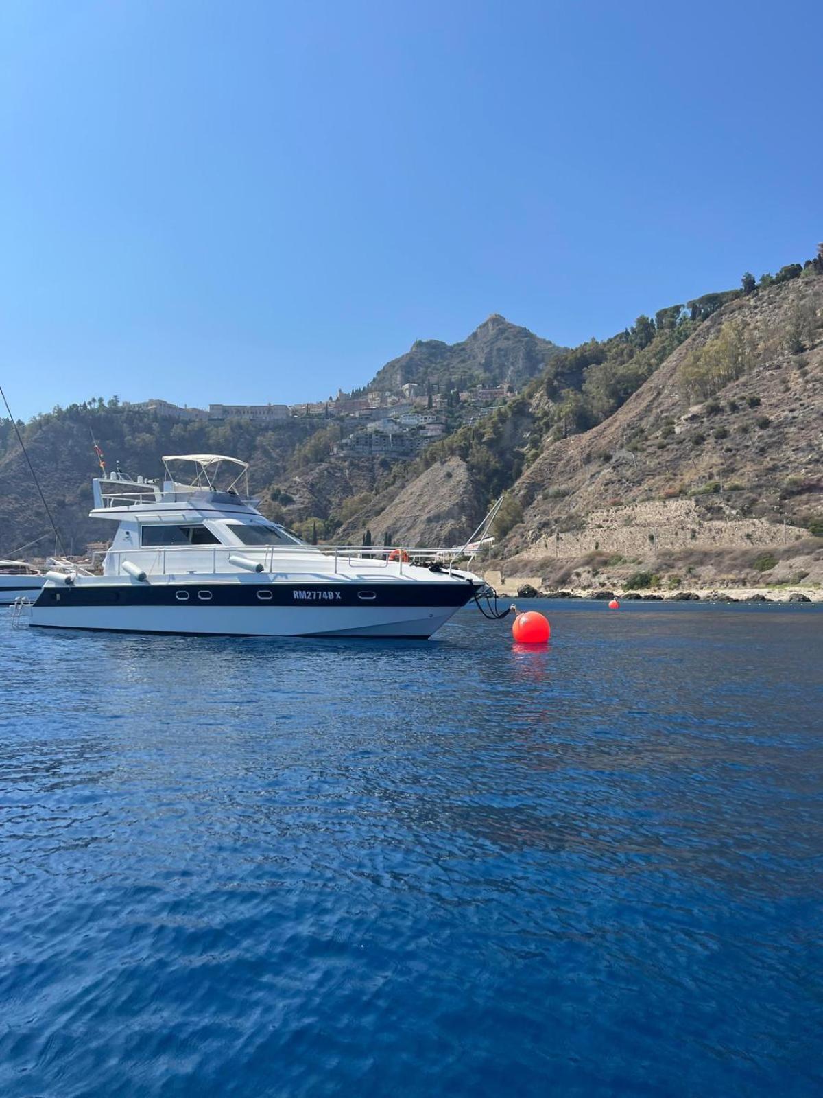 She'S Mine Yacht Hotel Catania Luaran gambar